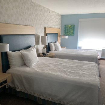 Home2 Suites by Hilton Ft. Lauderdale Airport-Cruise Port - 2 queen room - Hotels Near Me - Dania Beach, Florida