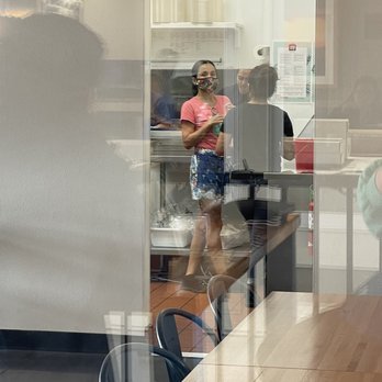 Coco Cantina - Kitchen staffs inside not wearing masks while they prepare foods. - Mexican Near Me - Hilo, Hawaii