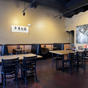 Zume Asian Cuisine - Inside - Asian Fusion Near Me - Denver, Colorado