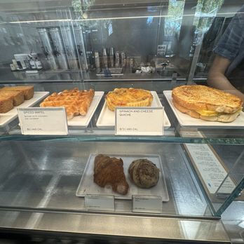 Blue Bottle Coffee - Coffee & Tea Near Me - Las Vegas, Nevada