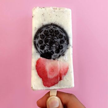 La Flor Michoacana - Strawberry Oreo - Ice Cream & Frozen Yogurt Near Me - Charlottesville, Virginia La Flor Michoacana - Strawberry Oreo - Ice Cream & Frozen Yogurt Near Me - Charlottesville, Virginia