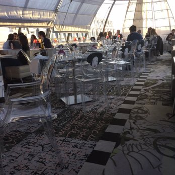 Kong - Dining room. Brighter and more vibrant in real life. - Breakfast & Brunch Near Me - Paris, 75