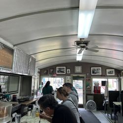 Quaker Diner - Classic Dinner