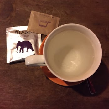 La Cité - Darjeeling (€ 2.50) - Bookstores Near Me - Florence, FI