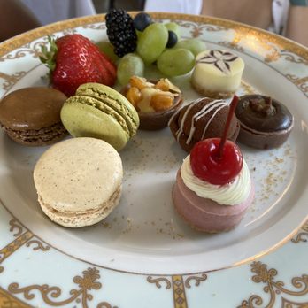 Queens TeaHouse - Dessert tier - Tea Rooms Near Me - Parkland, Florida