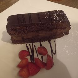 Le Colombare - Chocolate cake, banana, strawberry