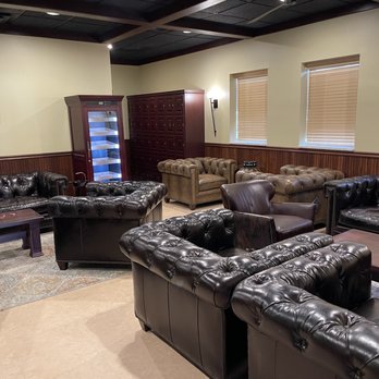 Villa Havana Cigar Lounge - a living room with leather furniture - Lounges Near Me - Plainfield, Indiana Villa Havana Cigar Lounge - a living room with leather furniture - Lounges Near Me - Plainfield, Indiana