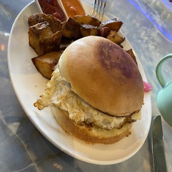 Full Belly - Breakfast sandwich - Breakfast & Brunch Near Me - San Antonio, Texas Full Belly - Breakfast sandwich - Breakfast & Brunch Near Me - San Antonio, Texas