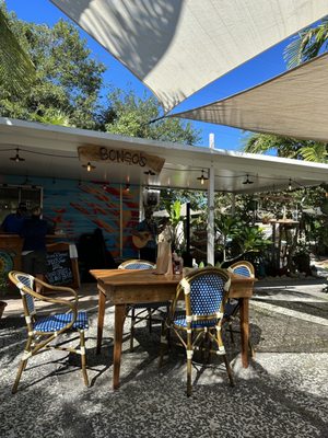 Bongo's Botanical Beer Garden and Cafe by null