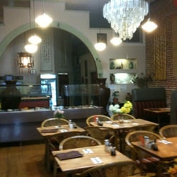 Joy Luck Restaurant - Nice booths