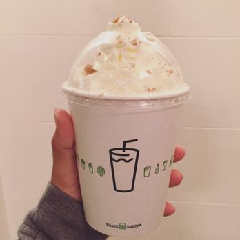 Shake Shack Chicago Athletic Association - Apple strudel shake (seasonal flavor) - Fast Food Near Me - Chicago, Illinois Shake Shack Chicago Athletic Association - Apple strudel shake (seasonal flavor) - Fast Food Near Me - Chicago, Illinois
