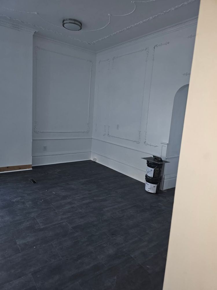 Slide of Freeman Construction