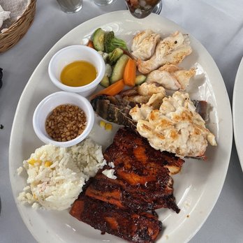 La Mission - Seafood plate - Seafood Near Me - Cozumel, ROO La Mission - Seafood plate - Seafood Near Me - Cozumel, ROO