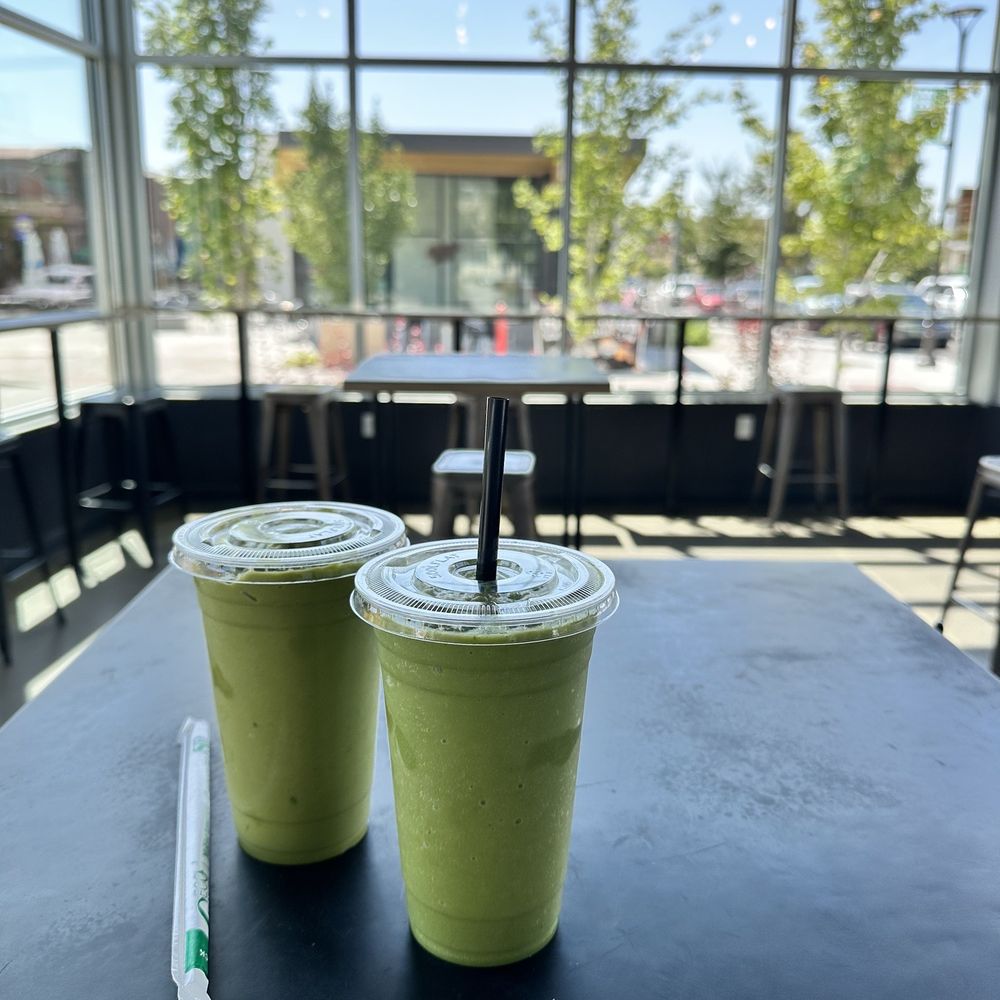 jüs - Green Mango + Green Pineapple Smoothies - Juice Bars & Smoothies Near Me - Reno, Nevada