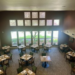 Prestige Senior Living Arbor Place - Dining room