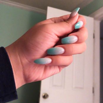 Ultra Nail Bar - Ombré sns - Nail Salons Near Me - Charlotte, North Carolina