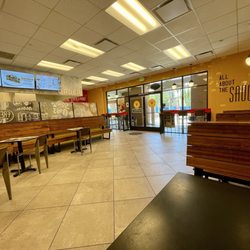 The Halal Guys - Inside