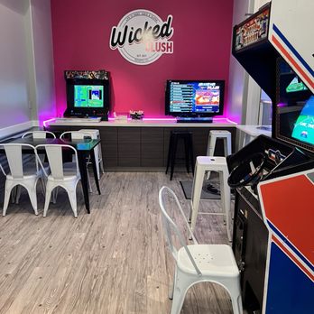 Wicked Slush Novato - Arcade area - Ice Cream & Frozen Yogurt Near Me - Novato, California