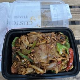 Chicken Pad Kee Mao Chicken Pad Kee Mao