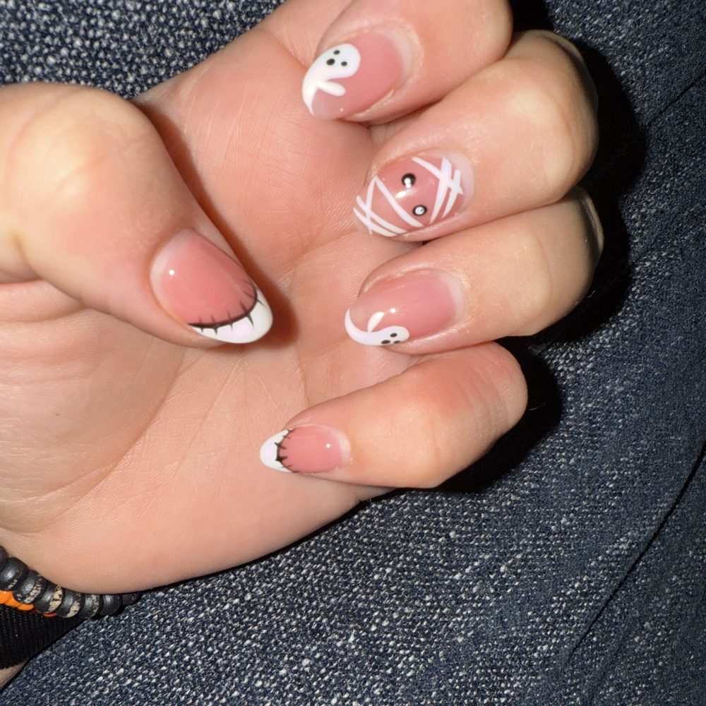 Gloss Nail Bar - Halloween Nails - Nail Salons Near Me - Anaheim, California Gloss Nail Bar - Halloween Nails - Nail Salons Near Me - Anaheim, California