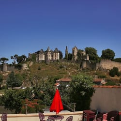 Vue du Chateau - La vue du château éponyme: