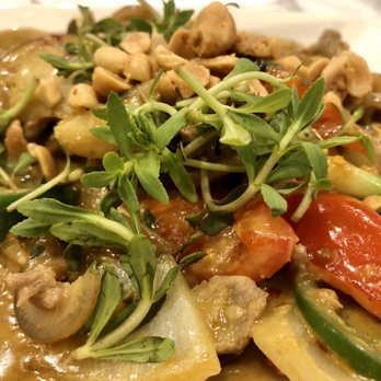 Bien Hen Restaurant - Sauté goat meat in curry sauce (dê sào lăn) - Seafood Near Me - Westminster, California