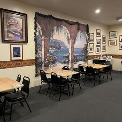 Cafe Italiano - Great place to grab lunch! Gourmet handmade pizza, not your usual take out!
