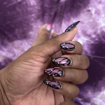 Youtiful Nails Lounge - Lynn did this. She is such a gem! - Waxing Near Me - Victorville, California Youtiful Nails Lounge - Lynn did this. She is such a gem! - Waxing Near Me - Victorville, California