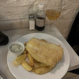Gluten free fish & chips / skin contact wine
