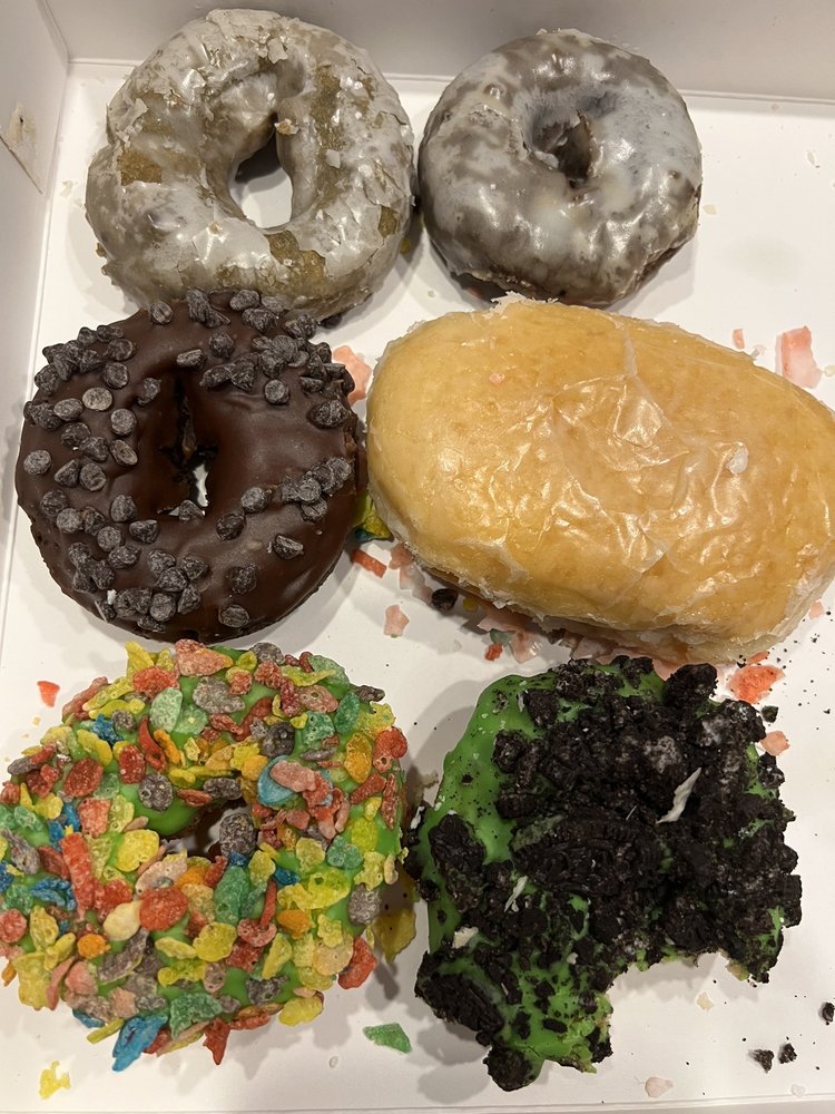 PANTHER’S DOUGH JOE Updated September 2024 11 Photos 1902 W Emory