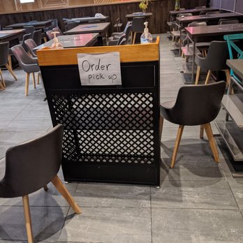 ShrimpMan - Order pickup area - Seafood Near Me - Toronto, Ontario