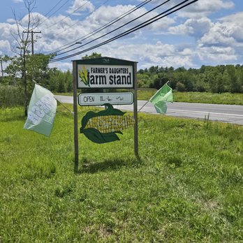 Farmer's Daughter - Look for this sign on the road to/from Kennebunk! - Farmers Market Near Me - Arundel, Maine Farmer's Daughter - Look for this sign on the road to/from Kennebunk! - Farmers Market Near Me - Arundel, Maine