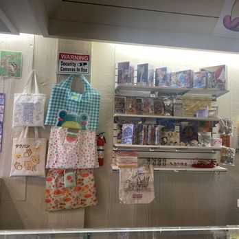 Mangamon - Comic Books Near Me - Urban Honolulu, Hawaii Mangamon - Comic Books Near Me - Urban Honolulu, Hawaii