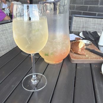 Cooper’s Hawk Winery & Restaurant - Brunch Sangria - Wine Bars Near Me - Avon, Indiana Cooper’s Hawk Winery & Restaurant - Brunch Sangria - Wine Bars Near Me - Avon, Indiana