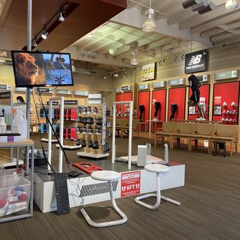 New Balance - Fitting machine - Shoe Stores Near Me - Pasadena, California New Balance - Fitting machine - Shoe Stores Near Me - Pasadena, California
