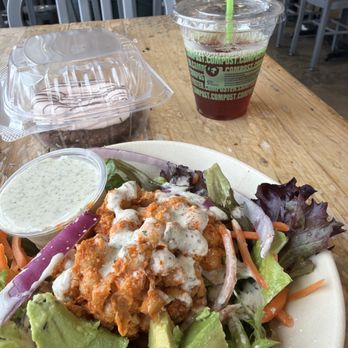 Sunflower Bakehouse - Buffalo chickpea salad, chocolate cookie with strawberry frosting, mango tea - Vegan Near Me - Nashville, Tennessee