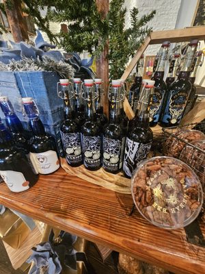 Savannah Bee Company by null