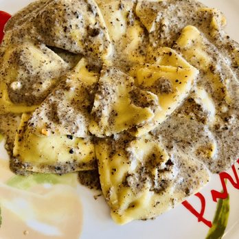 O'Comparone - Ravioli met truffelsaus - Italian Near Me - Baasrode, VOV