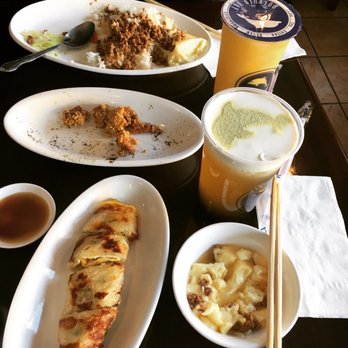 Dolphin Bay - Taiwanese Near Me - Boston, Massachusetts