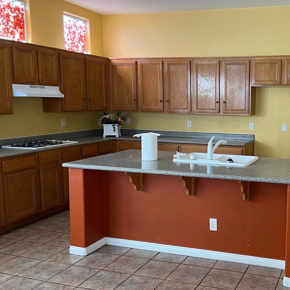 Caliber Builders - Before kitchen - General Contractors Near Me Caliber Builders - Before kitchen - General Contractors Near Me