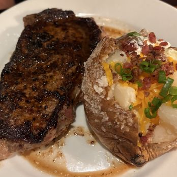LongHorn Steakhouse - Flavorful Ribeye - American Near Me - Rocky Hill, Connecticut LongHorn Steakhouse - Flavorful Ribeye - American Near Me - Rocky Hill, Connecticut