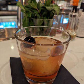 511 franklin - Manhattan - Bars Near Me
