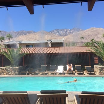 Sparrows Lodge - Misters, pool and gorgeous mountain view from the shade. - Hotels Near Me - Palm Springs, California