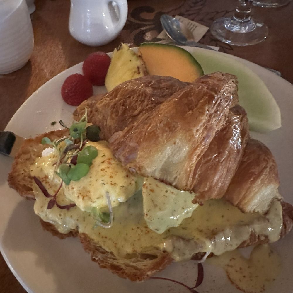Smoked salmon Benedict Smoked salmon Benedict