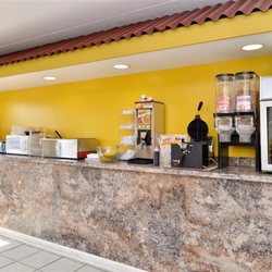 Americas Inn - Breakfast Area