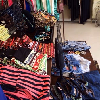 Lailah's Loft - Women's Clothing Near Me - Altadena, California