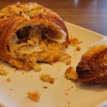 Sam's No 3 - Almond croissant - Breakfast & Brunch Near Me - Denver, Colorado Sam's No 3 - Almond croissant - Breakfast & Brunch Near Me - Denver, Colorado