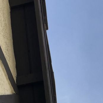 Hexagon Roofing Inc. - Edge not even - Roofing Near Me - Pasadena, California