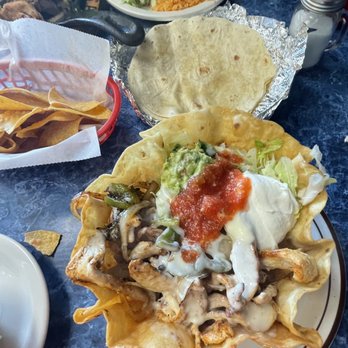Manantial Mexican Grill - Taco Salad Fajita - Mexican Near Me - Cherryville, North Carolina Manantial Mexican Grill - Taco Salad Fajita - Mexican Near Me - Cherryville, North Carolina