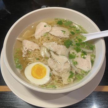 Demi's Noodle House - Classic Chicken Ramen - Vietnamese Near Me - Palmetto, Florida Demi's Noodle House - Classic Chicken Ramen - Vietnamese Near Me - Palmetto, Florida